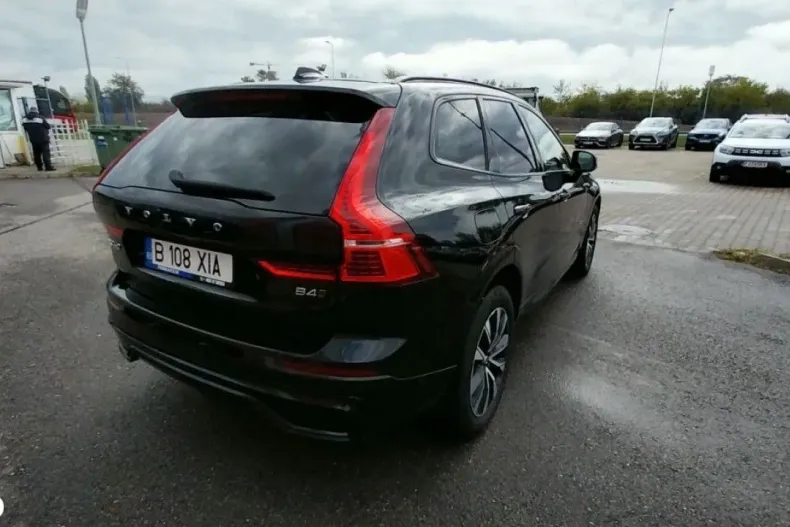 Volvo XC60 din 2023 cu 15.790 km - oferta VOL165830 - foto 3