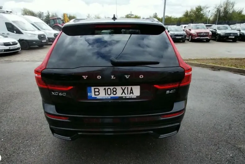 Volvo XC60 din 2023 cu 15.790 km - oferta VOL165830 - foto 4