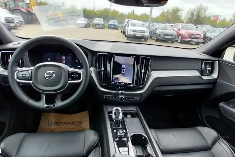Volvo XC60 din 2023 cu 15.790 km - oferta VOL165830 - foto 6