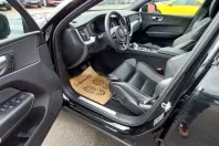 Volvo XC60 din 2023 cu 15.790 km - oferta VOL165830 - foto 8