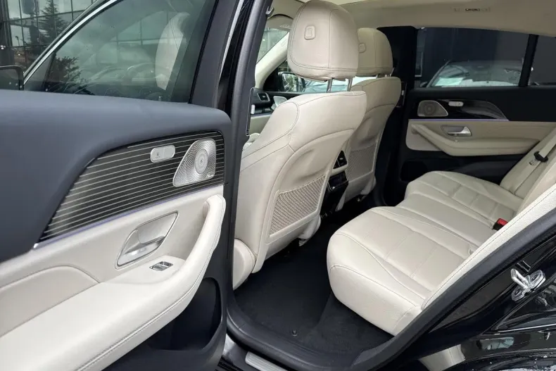 Mercedes-Benz GLE Coupe din 2025 cu 6.000 km - oferta MER165839 - foto 11