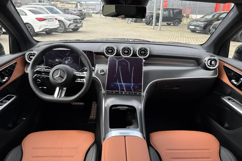 Mercedes-Benz GLC din 2025 cu 6.000 km - oferta MER165841 - foto 10