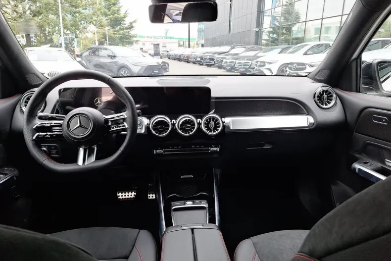 Mercedes-Benz GLB din 2025 cu 6.000 km - oferta MER165844 - foto 10