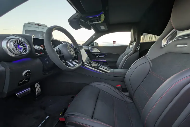 Mercedes-Benz AMG GT din 2024 cu 6.000 km - oferta MER165845 - foto 10