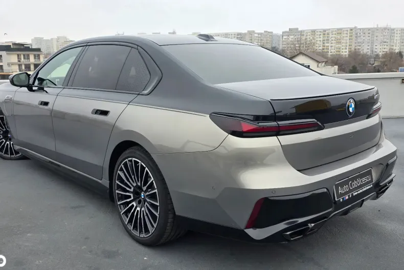 BMW M7 din 2025 cu 15.000 km - oferta BMW165847 - foto 4