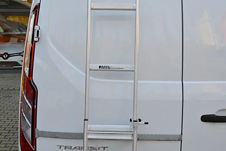 Ford Transit Custom din 2019 cu 169.100 km - oferta FOR165850 - foto 9