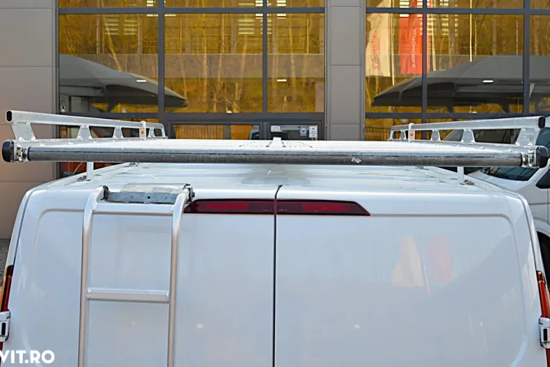 Ford Transit Custom din 2019 cu 169.100 km - oferta FOR165850 - foto 11