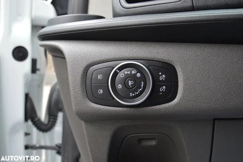 Ford Transit Custom din 2019 cu 169.100 km - oferta FOR165850 - foto 32