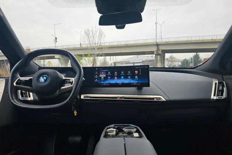 BMW iX din 2022 cu 60.639 km - oferta BMW165852 - foto 6