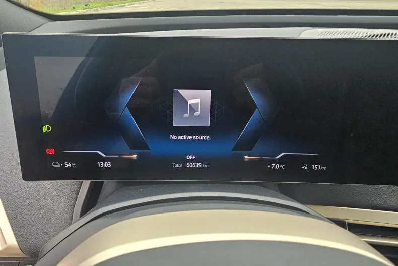 BMW iX din 2022 cu 60.639 km - oferta BMW165852 - foto 7