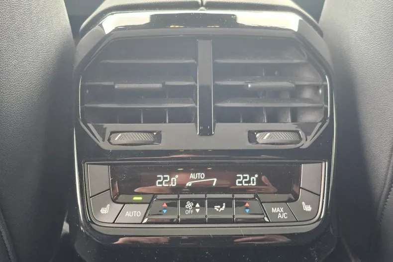 BMW iX din 2022 cu 60.639 km - oferta BMW165852 - foto 17