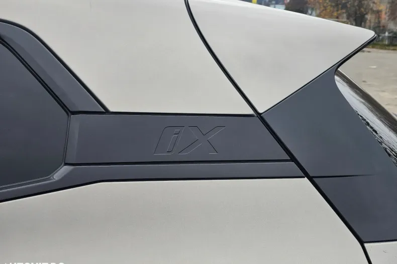 BMW iX din 2022 cu 60.639 km - oferta BMW165852 - foto 26