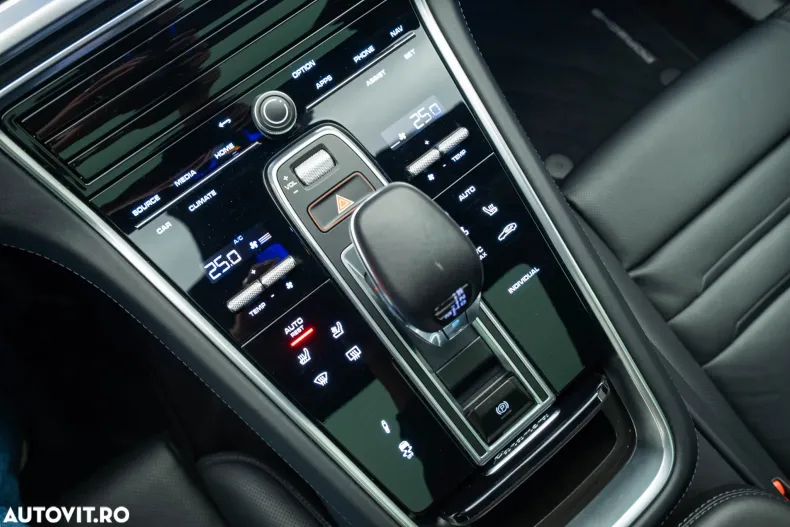 Porsche Panamera din 2023 cu 41.950 km - oferta POR165855 - foto 24