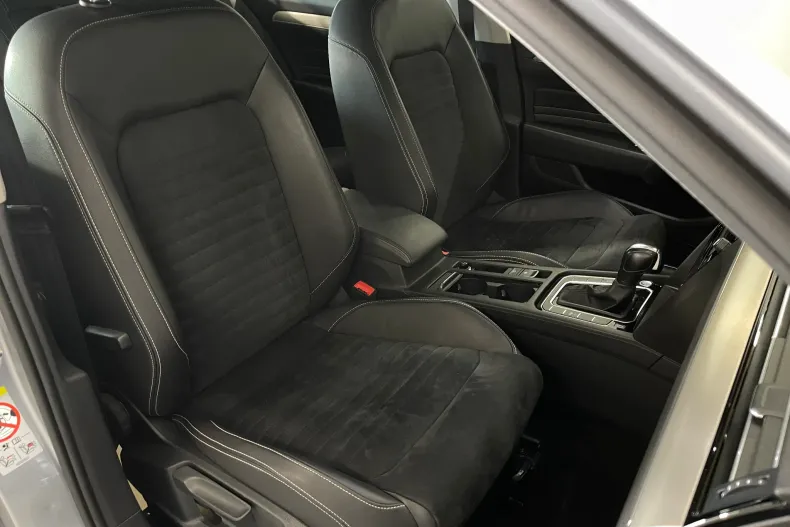 Volkswagen Passat din 2020 cu 105.367 km - oferta VOL165857 - foto 10