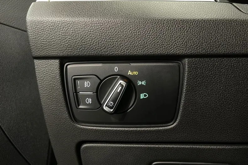 Volkswagen Passat din 2020 cu 105.367 km - oferta VOL165857 - foto 22