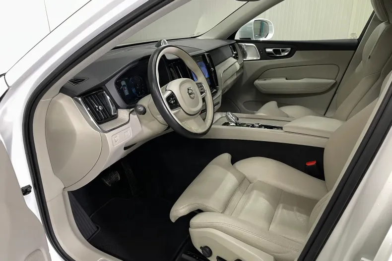 Volvo XC60 din 2020 cu 124.685 km - oferta VOL165859 - foto 5