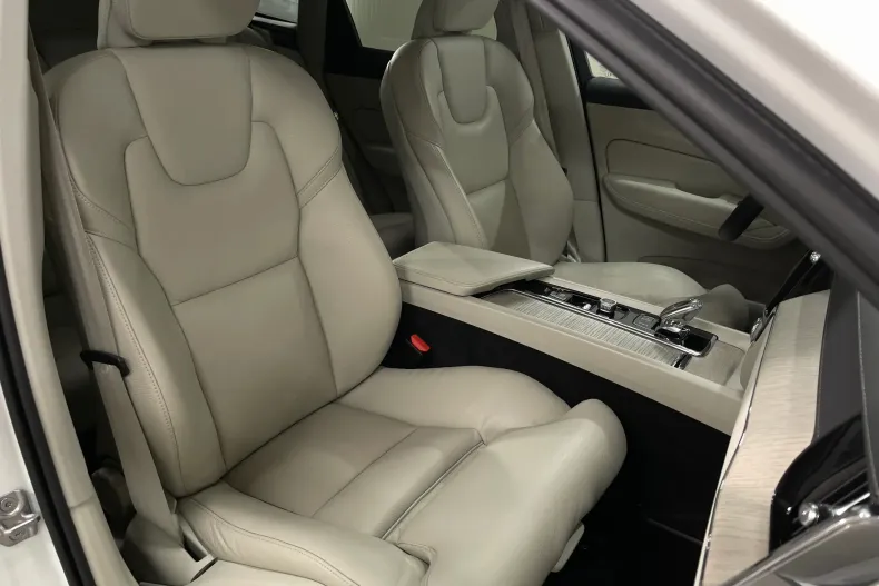 Volvo XC60 din 2020 cu 124.685 km - oferta VOL165859 - foto 10