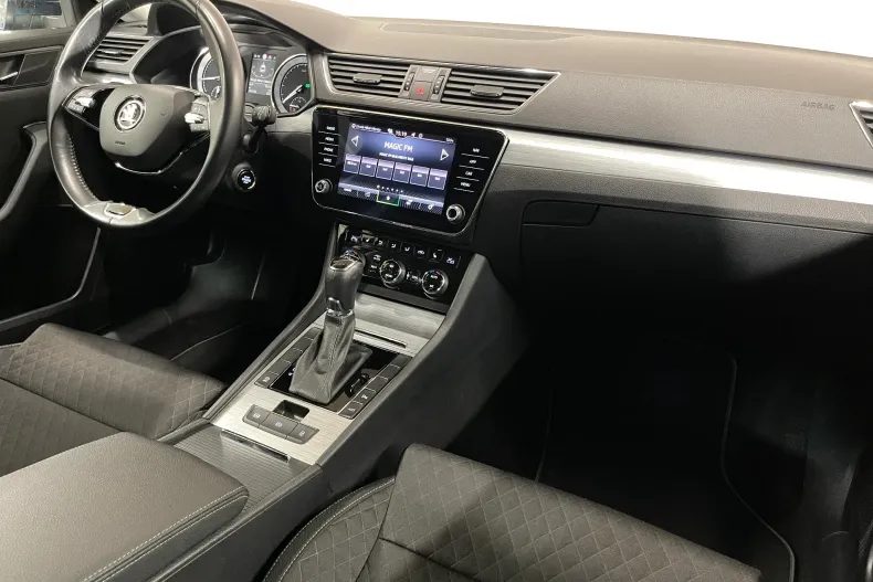 Skoda Superb din 2020 cu 114.153 km - oferta SKO165860 - foto 8