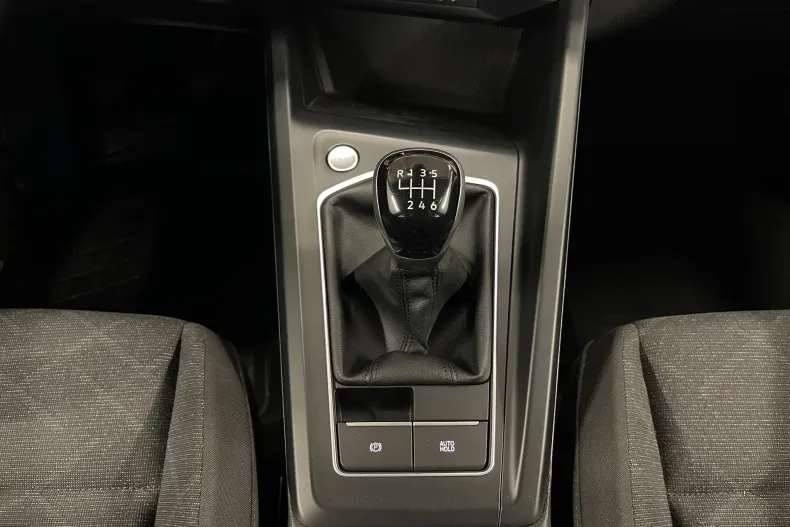 Volkswagen Golf din 2021 cu 125.918 km - oferta VOL165861 - foto 25