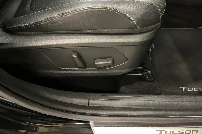 Hyundai TUCSON din 2021 cu 104.942 km - oferta HYU165862 - foto 24