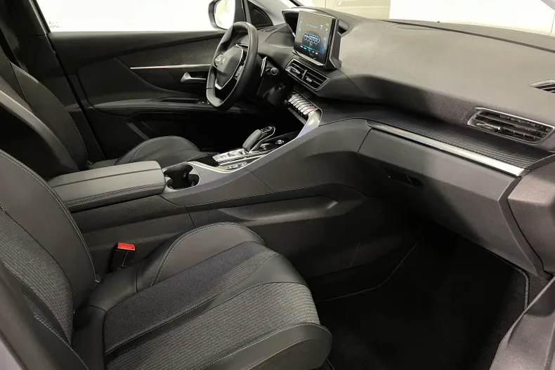 Peugeot 3008 din 2021 cu 77.868 km - oferta PEU165864 - foto 10