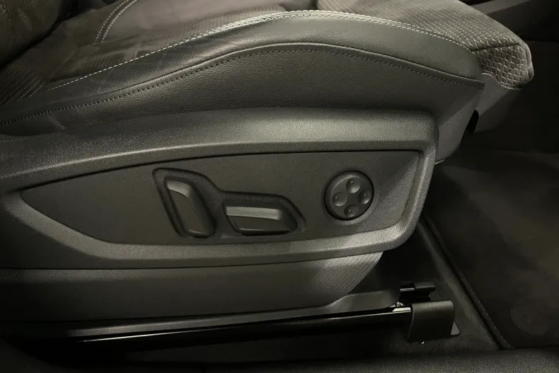 Audi SQ5 din 2020 cu 43.150 km - oferta AUD165871 - foto 26