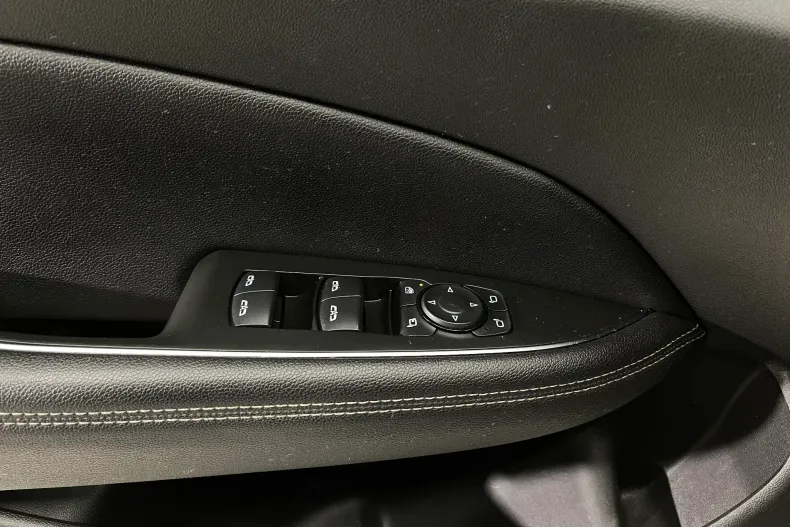 Opel Insignia din 2021 cu 130.694 km - oferta OPE165873 - foto 21