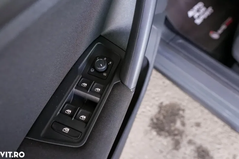 Volkswagen Tiguan din 2021 cu 148.000 km - oferta VOL165889 - foto 24