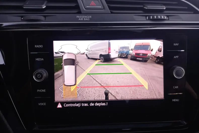 Volkswagen Touran din 2021 cu 82.526 km - oferta VOL165891 - foto 24