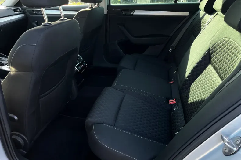 Skoda Superb din 2022 cu 157.067 km - oferta SKO165892 - foto 11