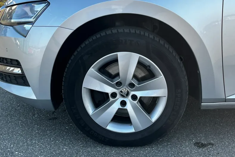 Skoda Superb din 2022 cu 157.067 km - oferta SKO165892 - foto 30