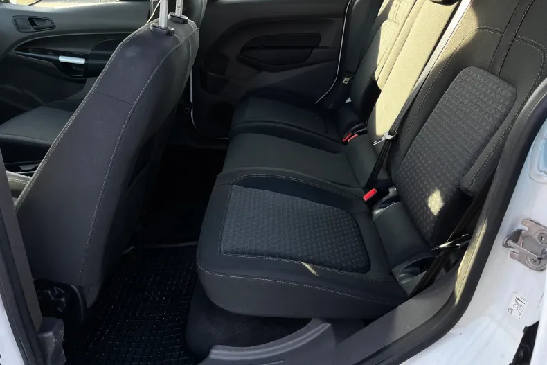 Ford Transit Connect din 2022 cu 48.549 km - oferta FOR165893 - foto 11