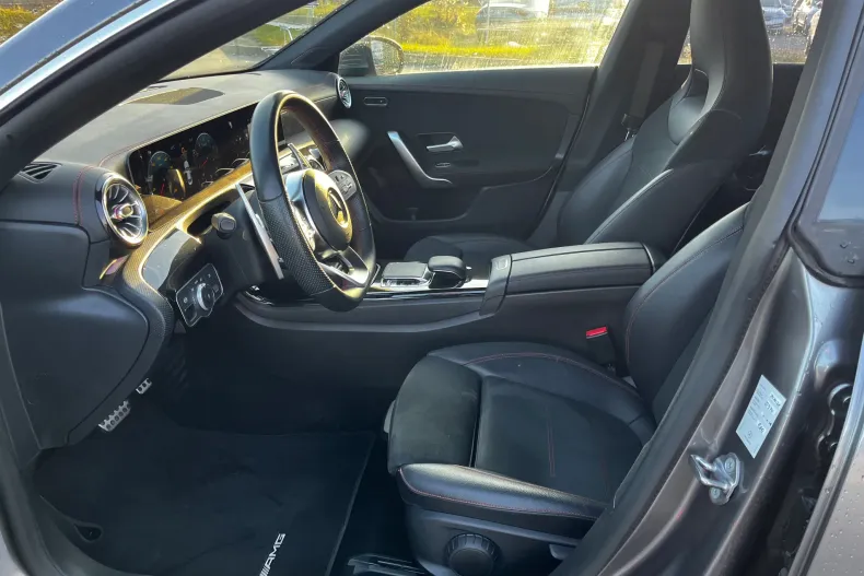 Mercedes-Benz CLA din 2019 cu 45.287 km - oferta MER165894 - foto 10