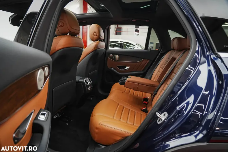 Mercedes-Benz GLC din 2021 cu 67.000 km - oferta MER165897 - foto 6