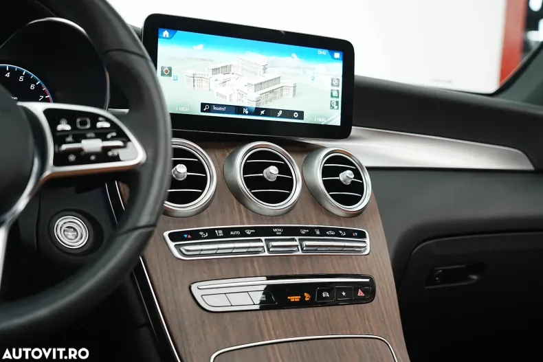 Mercedes-Benz GLC din 2021 cu 67.000 km - oferta MER165897 - foto 31