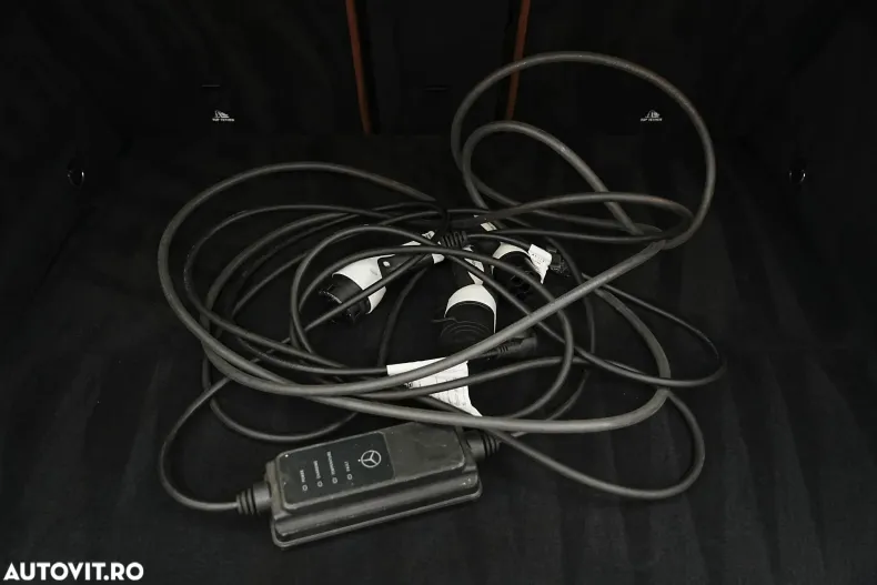 Mercedes-Benz GLC din 2021 cu 67.000 km - oferta MER165897 - foto 40