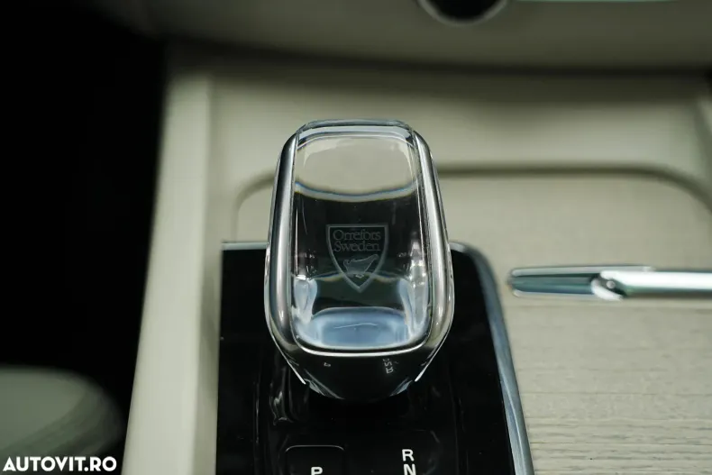 Volvo XC60 din 2020 cu 154.000 km - oferta VOL165899 - foto 33