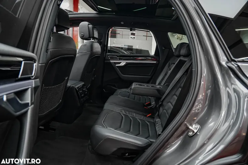 Volkswagen Touareg din 2019 cu 118.000 km - oferta VOL165901 - foto 6