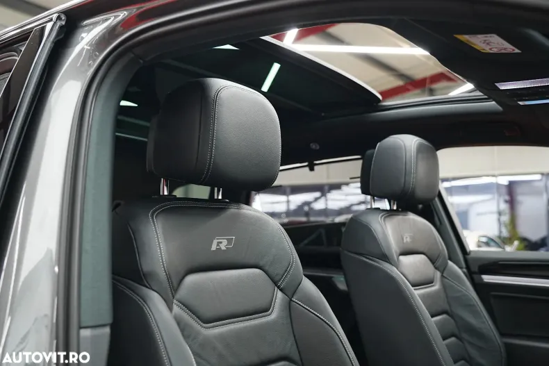 Volkswagen Touareg din 2019 cu 118.000 km - oferta VOL165901 - foto 12