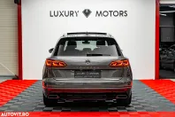 Volkswagen Touareg din 2019 cu 118.000 km - oferta VOL165901 - foto 13