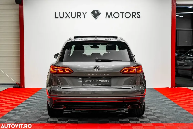 Volkswagen Touareg din 2019 cu 118.000 km - oferta VOL165901 - foto 13