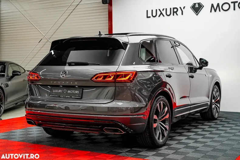 Volkswagen Touareg din 2019 cu 118.000 km - oferta VOL165901 - foto 15