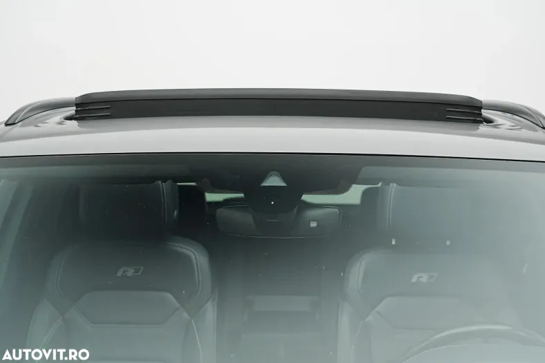 Volkswagen Touareg din 2019 cu 118.000 km - oferta VOL165901 - foto 29