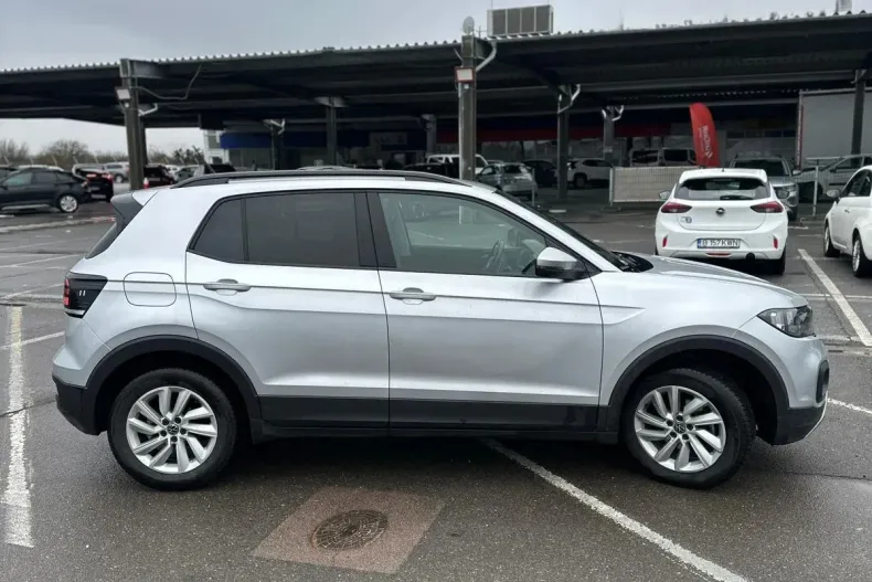 Volkswagen T-Cross din 2023 cu 110.368 km - oferta VOL165907 - foto 3