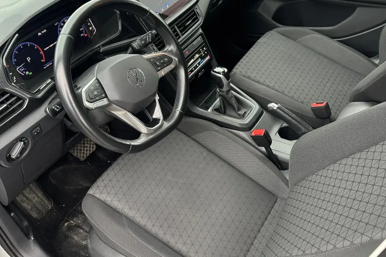 Volkswagen T-Cross din 2023 cu 110.368 km - oferta VOL165907 - foto 9