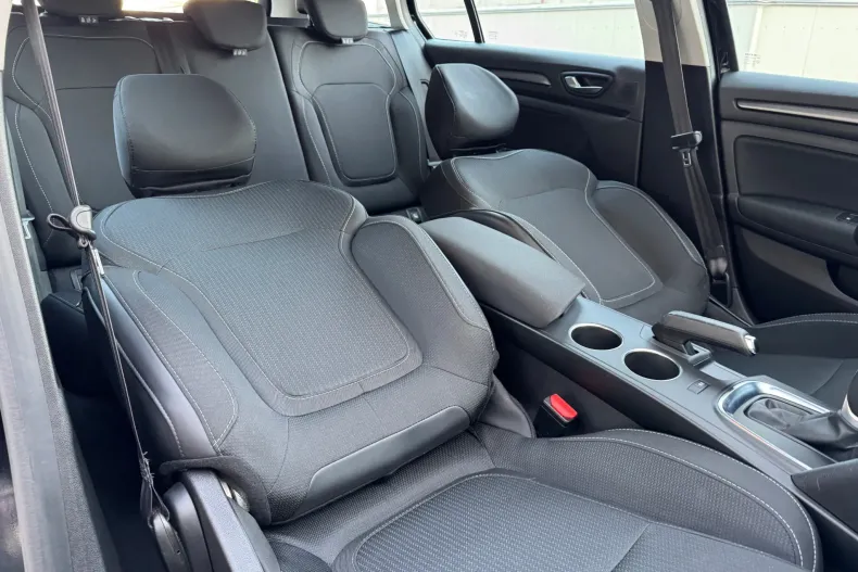 Renault Megane din 2022 cu 129.900 km - oferta REN165909 - foto 17