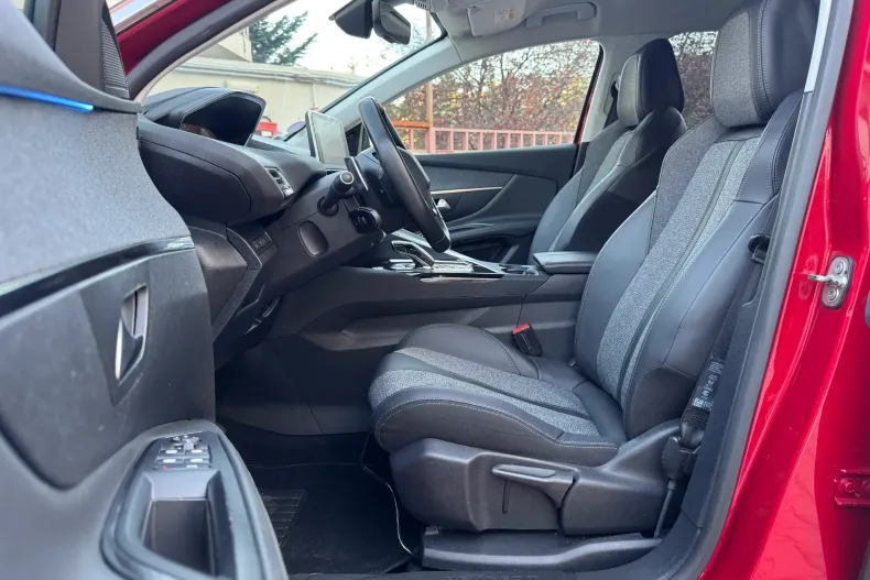 Peugeot 3008 din 2020 cu 103.500 km - oferta PEU165911 - foto 17