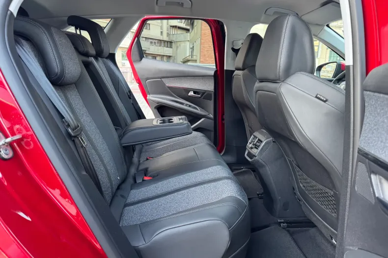 Peugeot 3008 din 2020 cu 103.500 km - oferta PEU165911 - foto 23