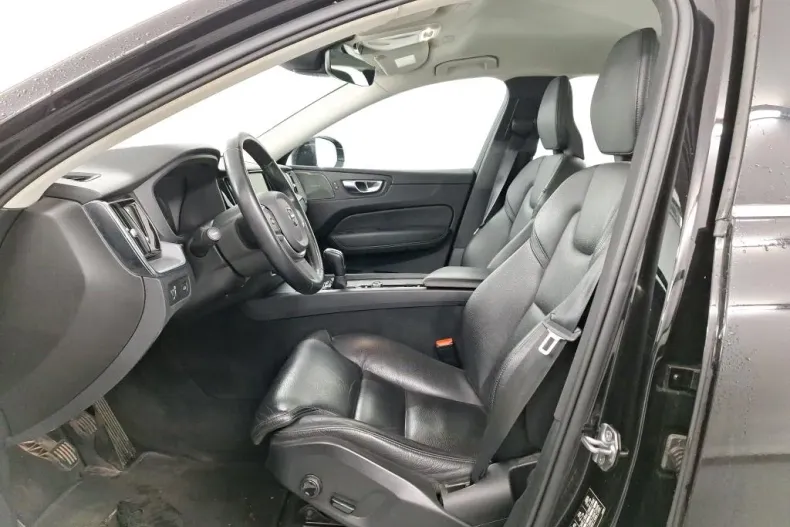 Volvo XC60 din 2020 cu 114.397 km - oferta VOL165914 - foto 6