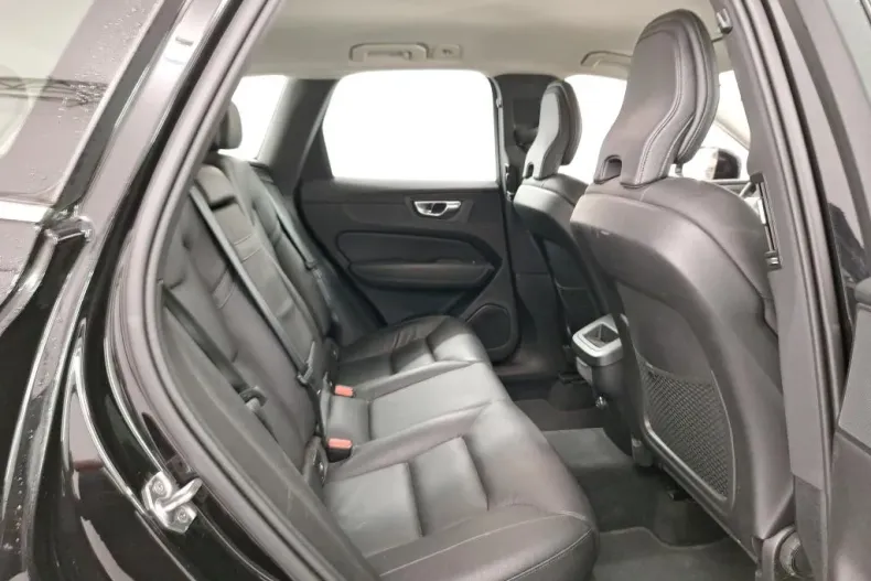 Volvo XC60 din 2020 cu 114.397 km - oferta VOL165914 - foto 7